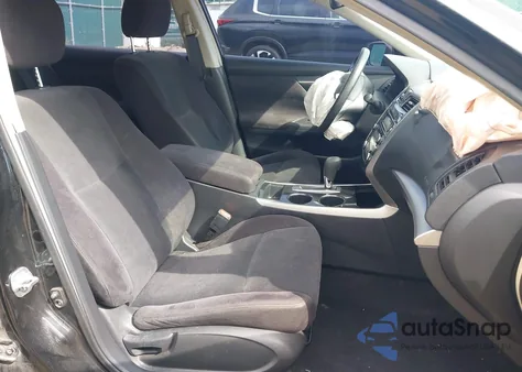 2013 Nissan Altima 2.5/S/Sv/Sl z USA, uszkodzony, nr VIN 1N4AL3AP0DC265732